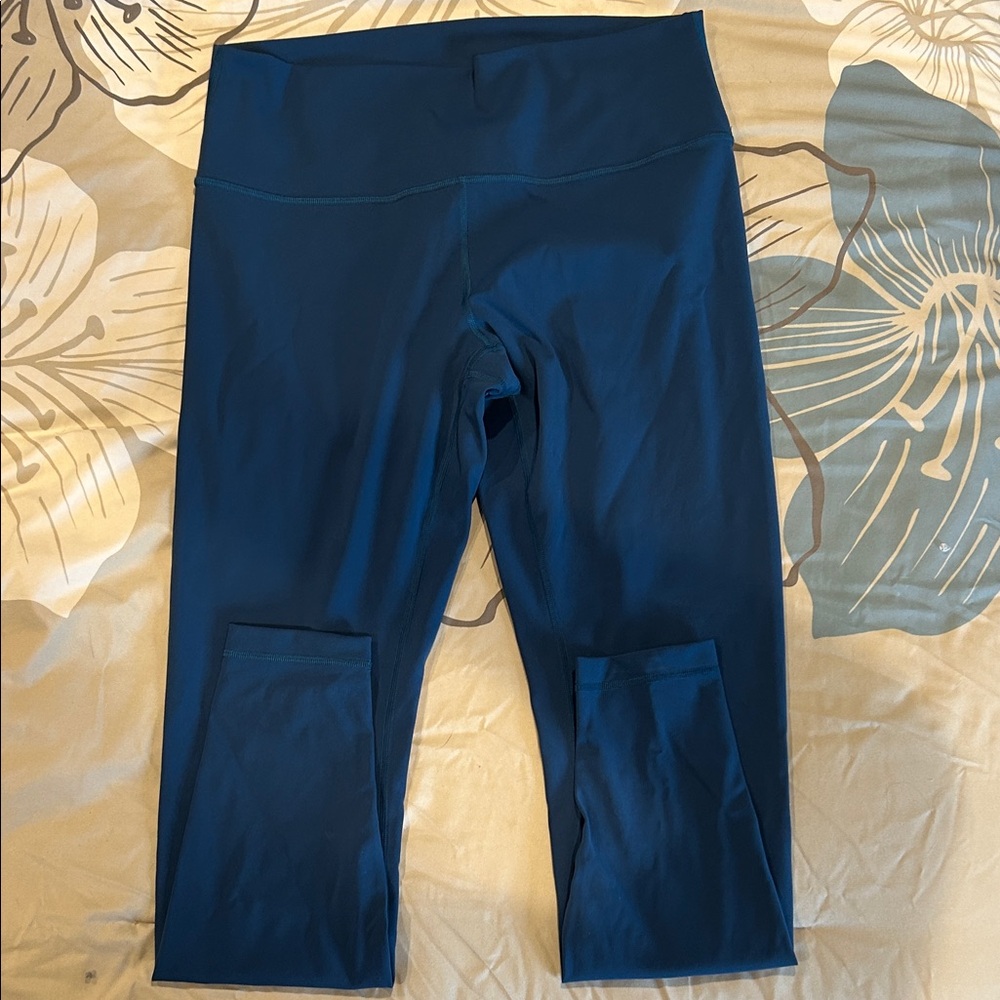 Lululemon 25” Align Blue Leggings. New without tags